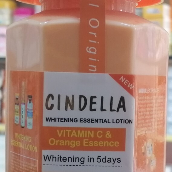 CINDELLA WHITENING ESSENTIAL LOTION 500ML, VITAMIN C & Orange Essence  Whitening in 5days