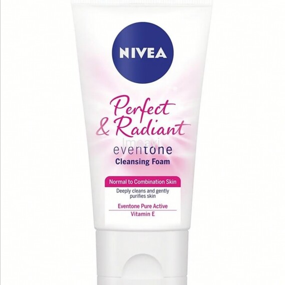 NIVEA PERFECT & RADIANT CLEANSING FOAM 100 ml